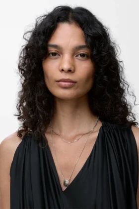 Anagram Bombé-halsband i sterlingsilver