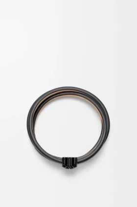 Anagram Bombé Twist-armband i kalvskinn