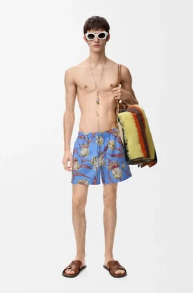 Badshorts i tekniskt yttertyg