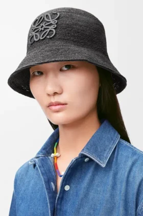 Bucket-hatt i raffia och kalvskinn