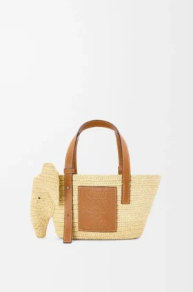 Liten elefantkorg i raffia och kalvskinn