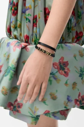 Loewe-armband med dubbel lindning i kalvskinn Loewe-armband med dubbel lindning i kalvskinn