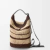 Loop Bucket i raffia