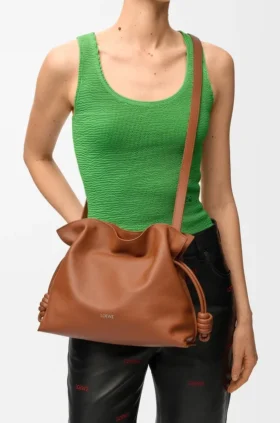 Medium Flamenco-clutch i nappa-kalvskinn