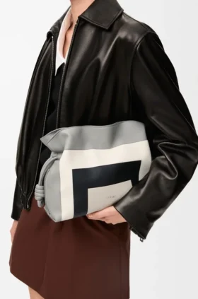 Medium Flamenco-clutch i nappa-kalvskinn