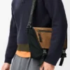 Medium Flex Messenger i canvas och mocka Medium Flex Messenger i canvas och mocka