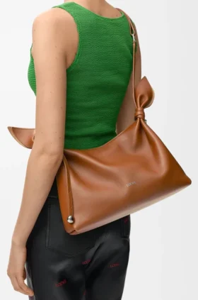Medium Scarf Bag i slätt kalvskinn