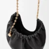 Medium Squeeze Bag i mjukt nappa-lammskinn Medium Squeeze Bag i mjukt nappa-lammskinn