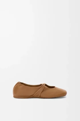 Mjuk ballerina med Pebble-mönster i nappa-lammskinn