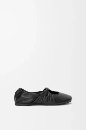 Mjuk ballerina med Pebble-mönster i nappa-lammskinn