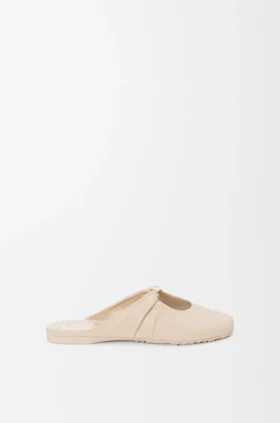 Mjuk Pebble-mule i nappa-lammskinn