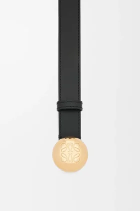 Pebble-bälte i slätt kalvskinn