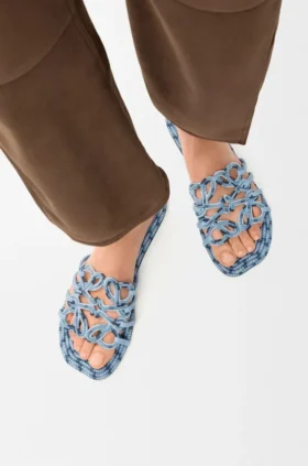 Petal Anagram-sandaler i broderad canvas