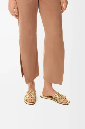 Petal Anagram-sandaler i laminerat lammskinn
