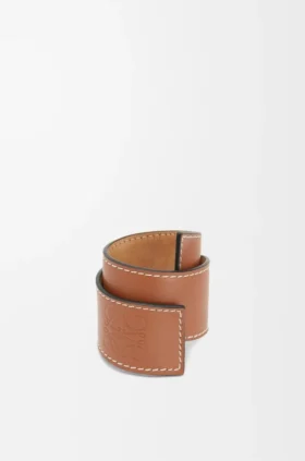 Slap-armband i kalvskinn Slap-armband i kalvskinn