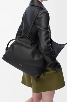 Stor Flamenco-clutch i nappa-kalvskinn
