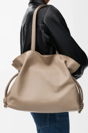 Stor Flamenco-clutch i nappa-kalvskinn