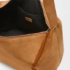 Stor Loop Hobo i kalvskinn i mocka Stor Loop Hobo i kalvskinn i mocka